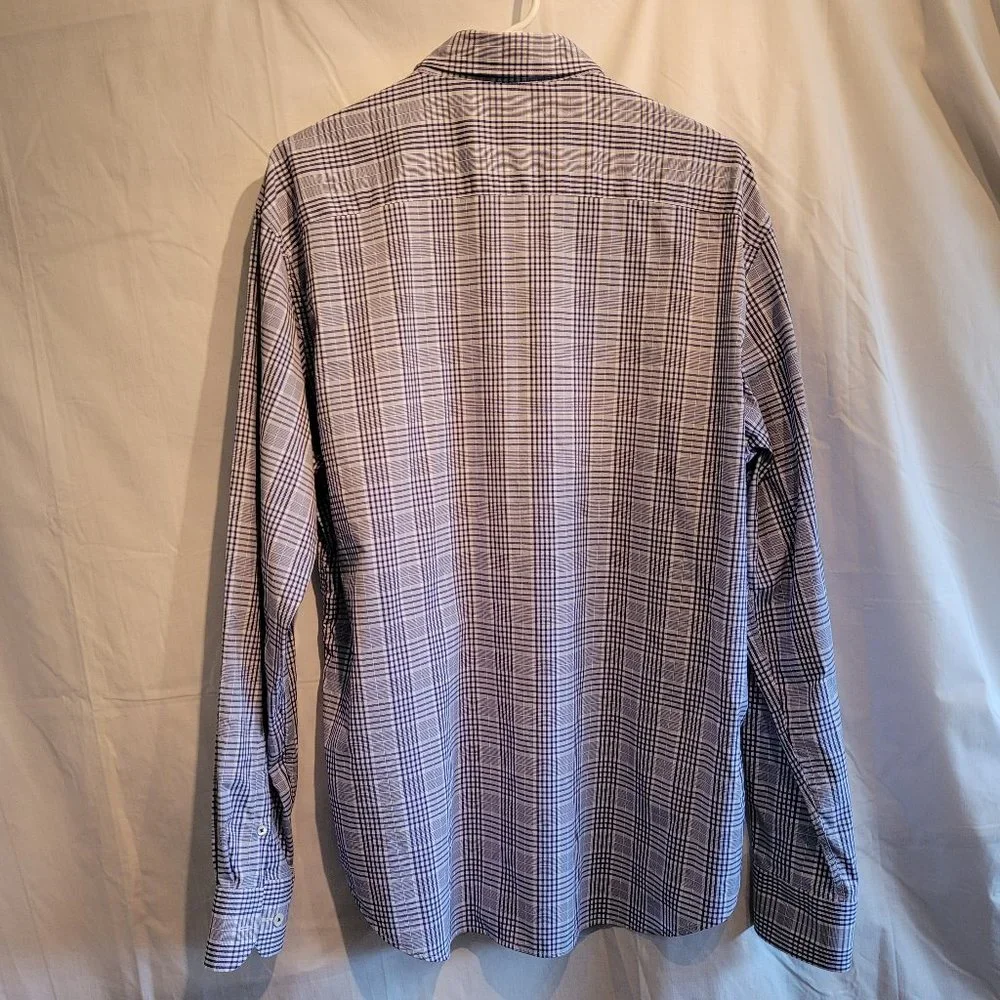 Bugatchi Shaped fit button up- Navy/White plaid pattern- Size XXL - Picture 3 of 10